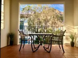 Beautiful Casita with Balcony, La Quinta Legacy Villas