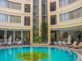 Four Seasons Place - SHA Extra Plus, hotel butik di Pattaya Central