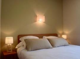 Hôtel et appartements les platanes, accessible hotel in Thueyts