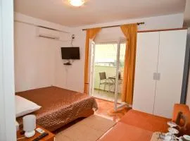 El Mirador Rooms with Balcony