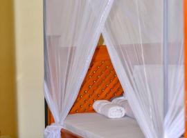 New Favour Lodge, chalet in Arusha