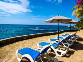 Golden Clouds, Hotel in Oracabessa