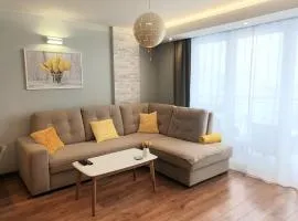 Apartament Jurajska Plaza, prywatne miejsce parkingowe , Targi