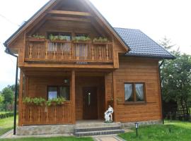 Chatka z Góralskim Klimatem, cabaña o casa de campo en Żywiec