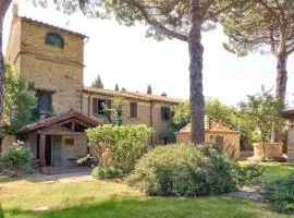 Farmhouse in Marsciano with Pool and Vineyards