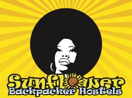 Sunflower Beach Backpacker Hostel, hotel in Rimini