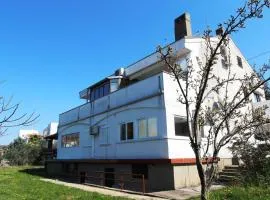 Apartments Tomislav