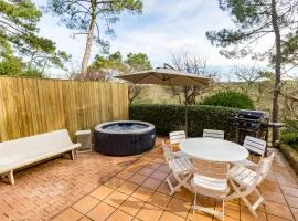 Forest flat / Terrasse-spa-bbq-10min à pieds de la plage