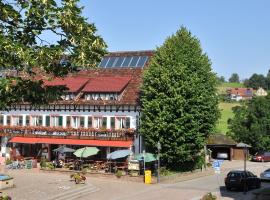 Hotel Hirschen, hotel in Sankt Peter