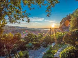 Holiday Home Mirna, Hotel in Ložišće