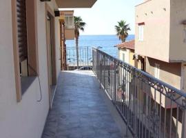 Samuel Fish, hotel v destinaci Bagnara Calabra