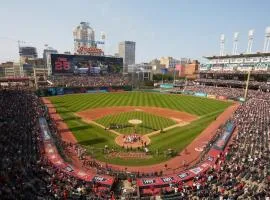 Holiday Inn Cleveland - South Independence by IHG