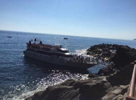 Suite 5 Terre-Sea View