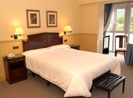 Hotel Lur Gorri, hotel v destinaci Ayegui