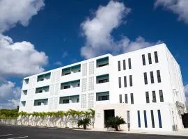 Blue Cove Terrace, hotel near Shimojishima Airport - SHI, 