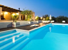 Casale Modica Villa Sleeps 4 with Pool and Air Con: Casale Modica'da bir otel