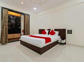 OYO 77344 Amrai Lodging And Boarding, hotel v destinaci Rayate