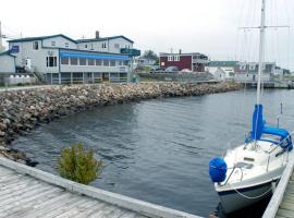 Auberge Bay Wind Suites, hostería en Chéticamp