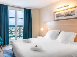 SOWELL HOTELS Le Beach – hotel w mieście Trouville-sur-Mer