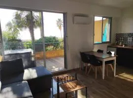 Superbe T1 neuf avec vue mer sur Marinella