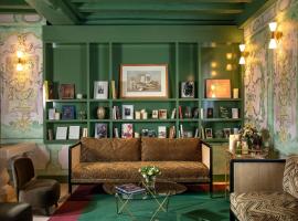 H&ocirc;tel Des Deux-Iles - Notre-Dame, hotel in 4th arr., Paris