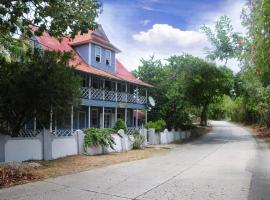 Coconut Paradise Lodge, отель в городе Сан-Андрес, рядом находится Morgan's Cave