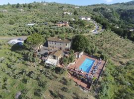 I Sette Borghi, casa di campagna a Massa e Cozzile