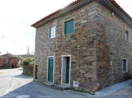 Casinha de Nogueirinha, cottage in Macedo de Cavaleiros