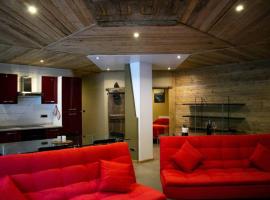 LOFT nelle Valli, hotel with parking in Pessinetto