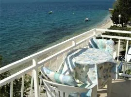 Apartment Danka - affordable and at the beach