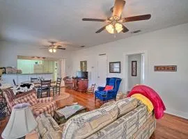 4 Miles to Lake Jacksboro Cozy Texas Cottage