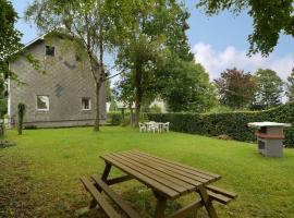 Holiday Home with Garden Heating Barbecue, cottage in Butgenbach