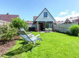 Holiday Home in Bredene Terrace Fenced Garden, huvila kohteessa Bredene