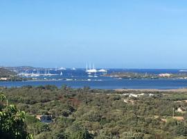 Monolocale Belvedere su Porto Rotondo, cheap hotel in Cugnana