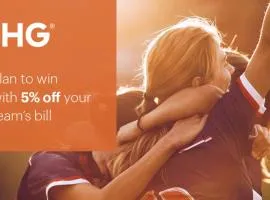 Holiday Inn & Suites Chicago-Carol Stream Wheaton by IHG