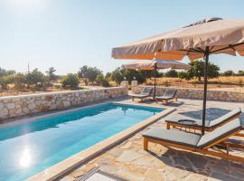 Private, Quiet, Isolated Villa in Chania / HomeAlone, hotel in Chorafakia