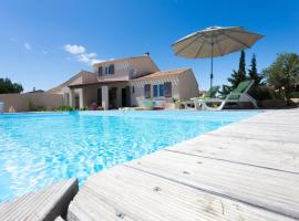 Luxurious Villa in Beaufort with Swimming Pool，Beaufort的飯店