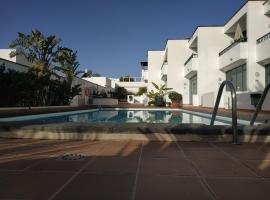 Apartamentos La Tegala, serviced apartment in Puerto del Carmen