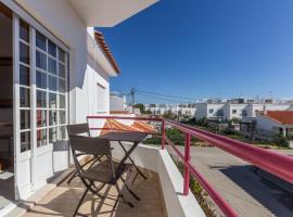 1 bedroom apartment by ALGARVEMANTA, hotel en Manta Rota