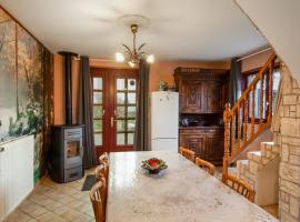 Maison de 3 chambres avec jardin clos et wifi a Girmont Val d'Ajol, vacation home in Girmont-Val-dʼAjol