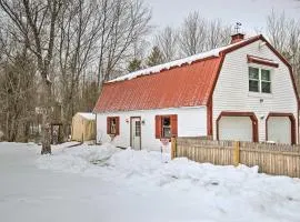 Charming Studio Less Than 10 Miles to Wells Beaches!