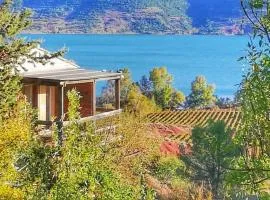 Studio 22 m2, terrasse vue lac, dans propriété face au Lac du Salagou