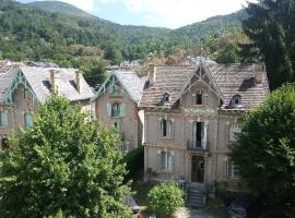 T2 50m2 résidence les Acacias Vue Dégagée Montagne, hotel em Ax-les-Thermes