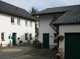 Ferienhaus Ginsterblüte, holiday home in Schleiden