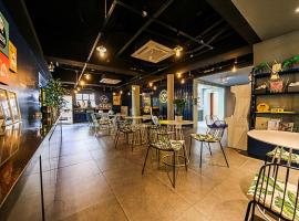 Hotel Yeogiuhtte Gyeongpo, hotel v destinaci Kangnung