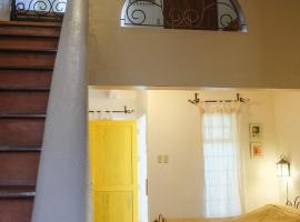 Bahay Marikit, hotel v destinaci Lipa