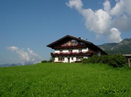 Bommerhof, hotel perto de Kurvenlift, Waidring