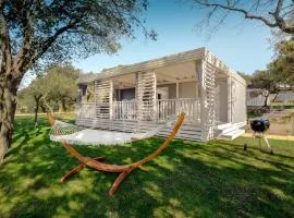 Maistra Camping Amarin Mobile homes、ロヴィニのビーチ周辺のバケーションレンタル