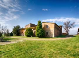 Agroturisme Sant Dionis, hotel with parking in Campllong