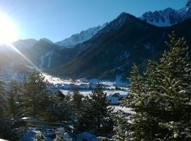 QUEYRAS, hotel s parkováním v destinaci Ceillac